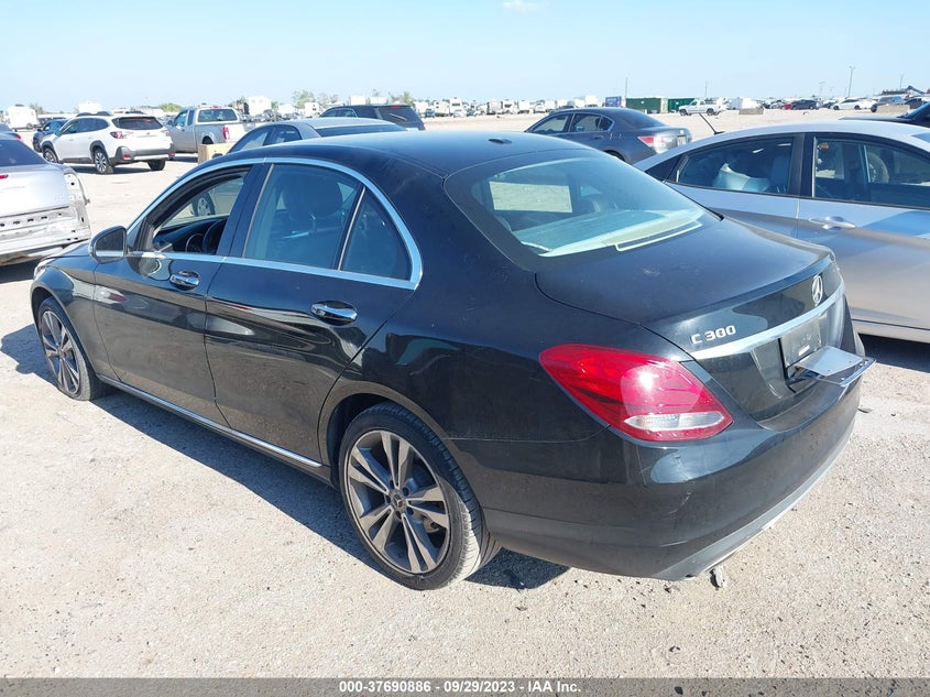 VIN 55SWF4KB9HU212891 2017 MERCEDES-BENZ C-CLASS C 300