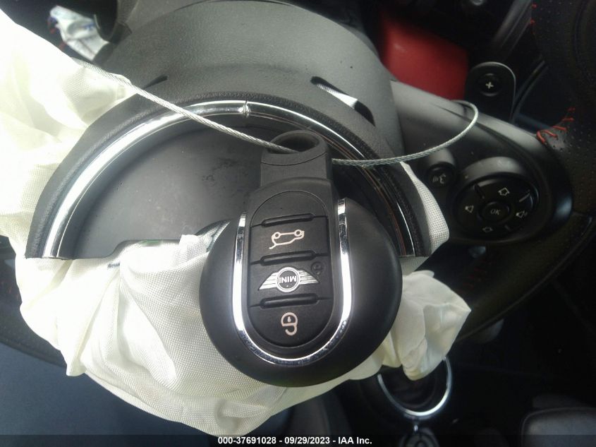 2015 MINI COOPER HARDTOP S WMWXP7C59F2A35630