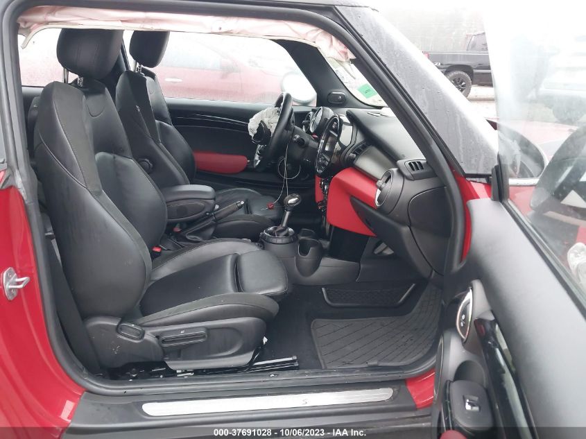 2015 MINI COOPER HARDTOP S WMWXP7C59F2A35630