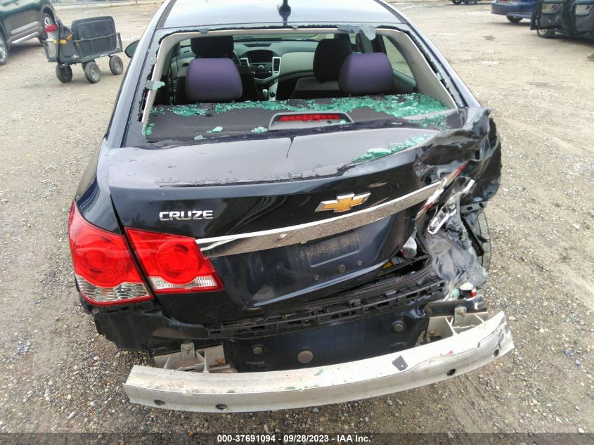 2014 CHEVROLET CRUZE LS - 1G1PA5SH4E7342960