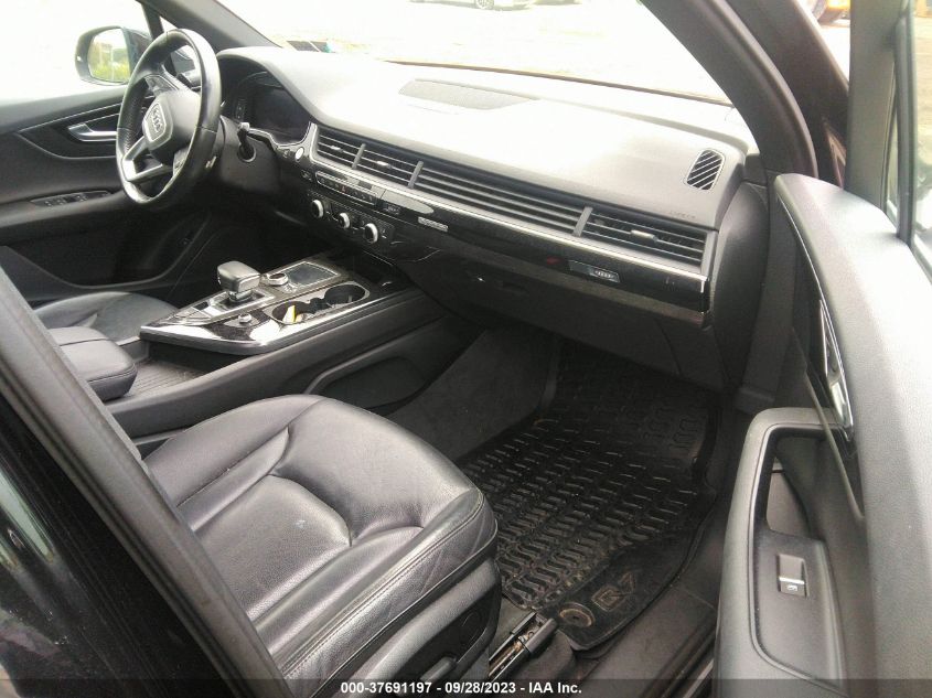2017 AUDI Q7 PREMIUM PLUS - WA1LAAF71HD055222