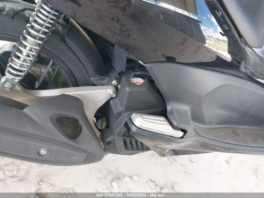 2013 HONDA PCX 150 - MLHKF1213D5007808