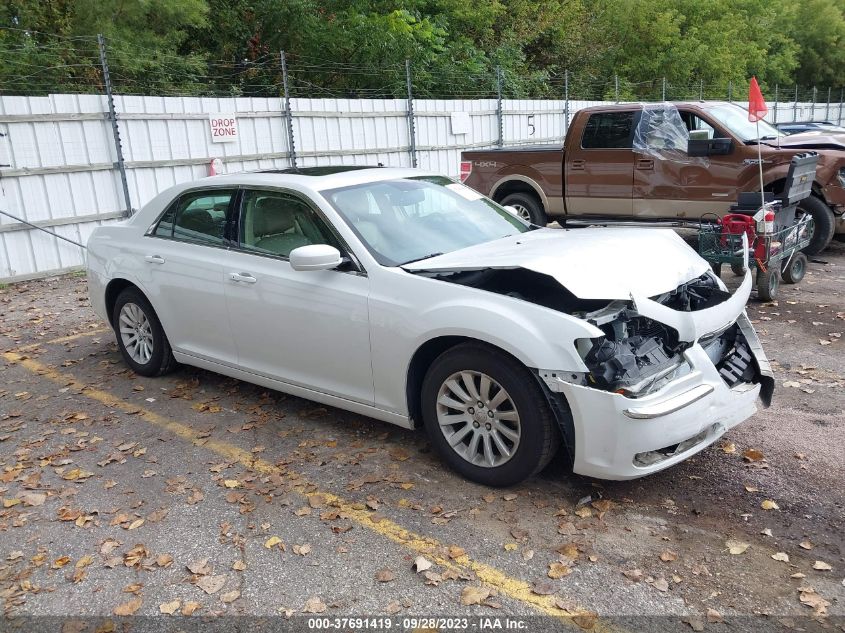 2013 CHRYSLER 300 - 2C3CCAAG6DH657140