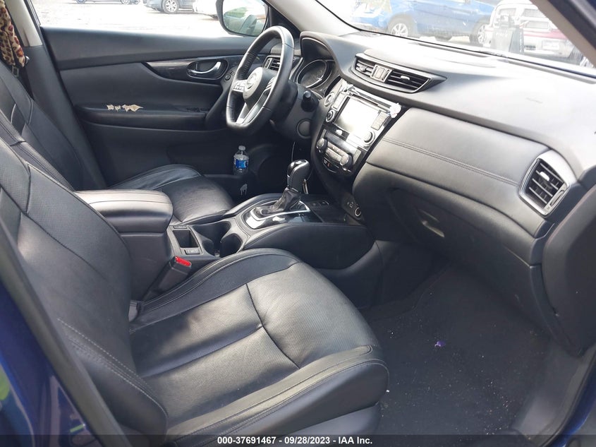 VIN 5N1AT2MV1KC835812 2019 NISSAN ROGUE SL