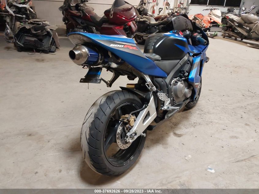 2004 HONDA CBR600 RR - JH2PC37074M102320