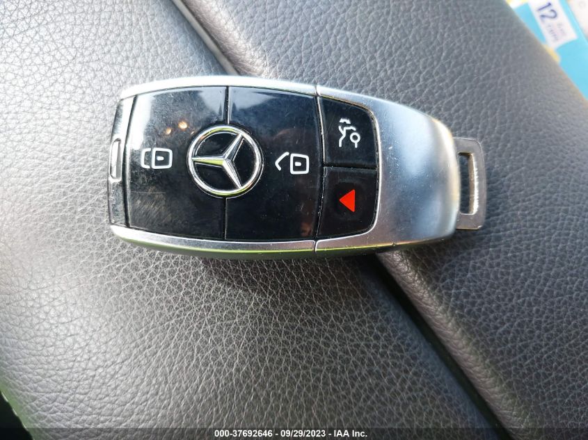 WDDZF4JB3KA595233 2019 MERCEDES-BENZ E-CLASS, photo no. 11