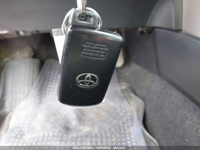 2017 TOYOTA RAV4 HYBRID XLE/LE PLUS JTMRJREV6HD075559