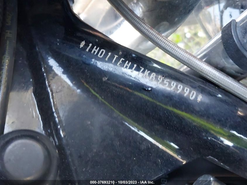 2019 HARLEY-DAVIDSON FLHTKSE 1HD1TEH17KB959990