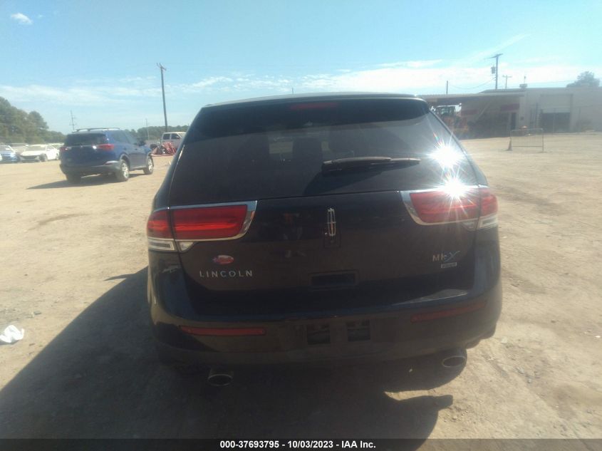 2013 LINCOLN MKX - 2LMDJ8JK1DBL36810