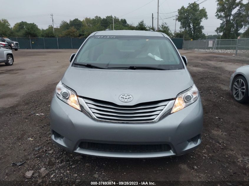 5TDKK3DC8FS689364 2015 TOYOTA SIENNA, photo no. 12