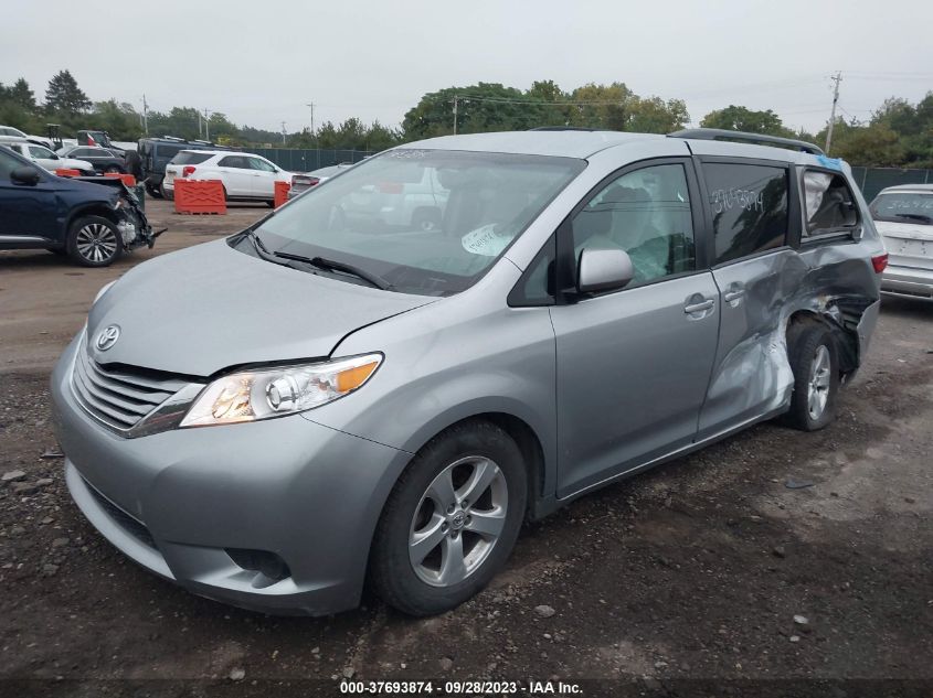 5TDKK3DC8FS689364 2015 TOYOTA SIENNA, photo no. 2