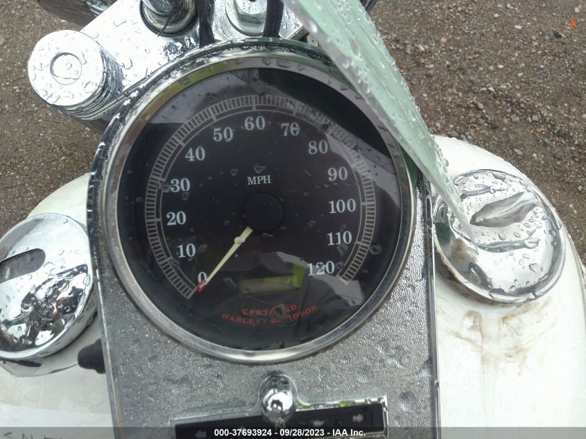 2000 HARLEY-DAVIDSON FLSTF 1HD1BMY15YY050794
