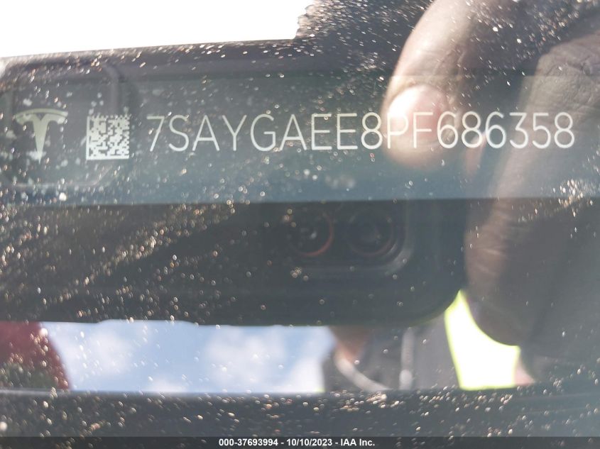 VIN 7SAYGAEE8PF686358 2023 TESLA MODEL Y LONG RANGE