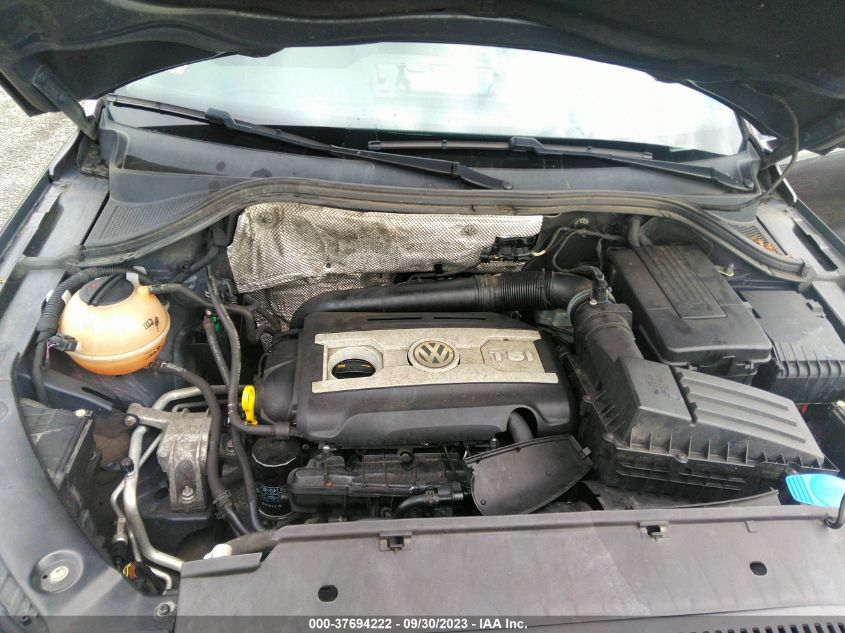 2016 VOLKSWAGEN TIGUAN S/SE/SEL/R-LINE - WVGBV7AX9GW607807