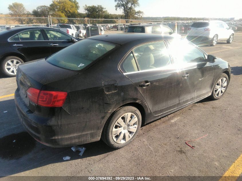 2013 VOLKSWAGEN JETTA SEDAN SE - 3VWDX7AJ0DM215231