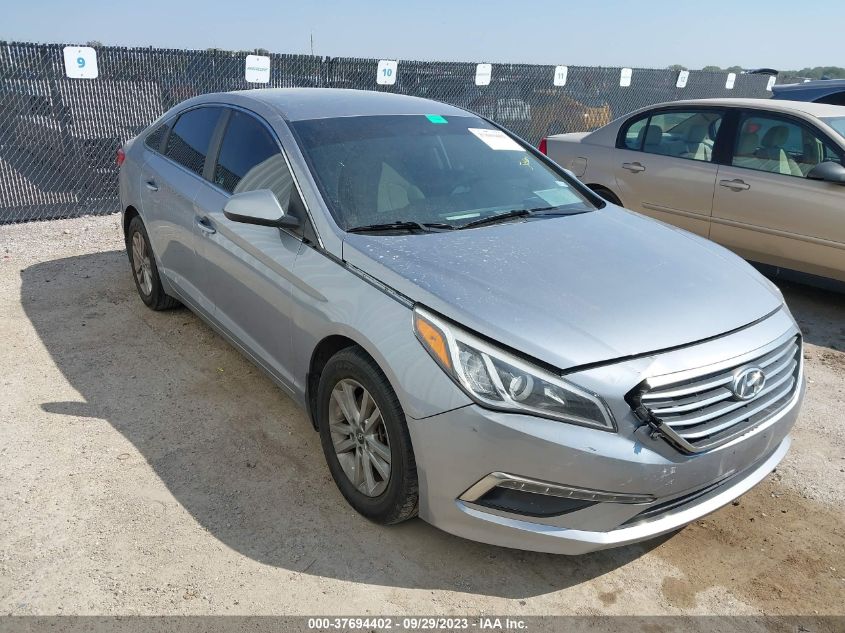 2015 HYUNDAI SONATA SE - 5NPE24AF5FH147291