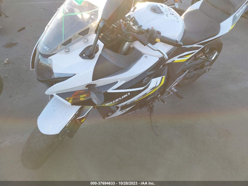 2018 SUZUKI GSX250R LC6DN11A5J1100196
