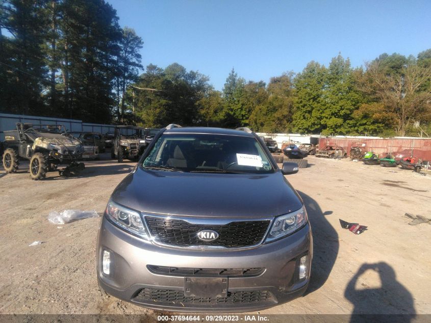 2014 KIA SORENTO LX - 5XYKT4A69EG461127