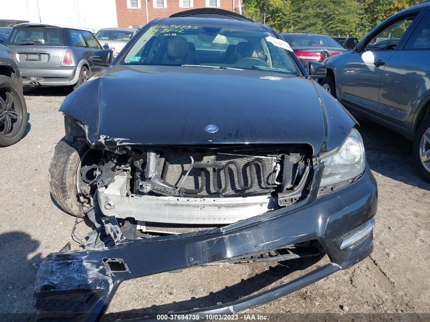 2013 MERCEDES-BENZ C 350 SPORT 4MATIC WDDGJ8JB5DG080103
