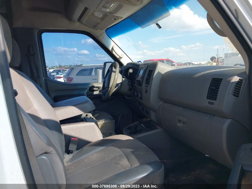 2017 NISSAN NV CARGO NV2500 HD SV V6 1N6BF0LY0HN811432