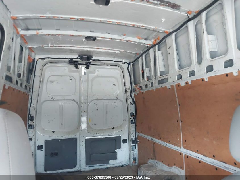 2017 NISSAN NV CARGO NV2500 HD SV V6 1N6BF0LY0HN811432