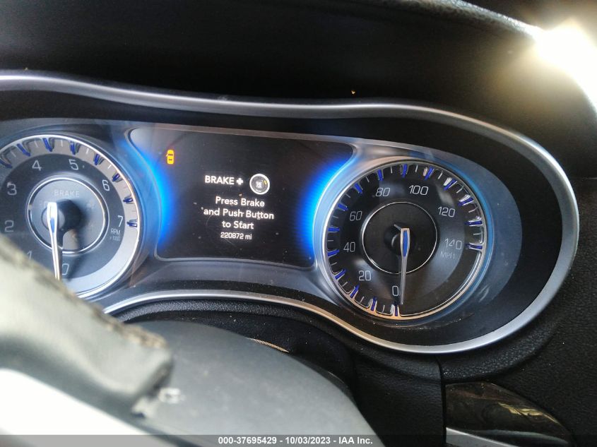 2015 CHRYSLER 300C 2C3CCAEGXFH779545