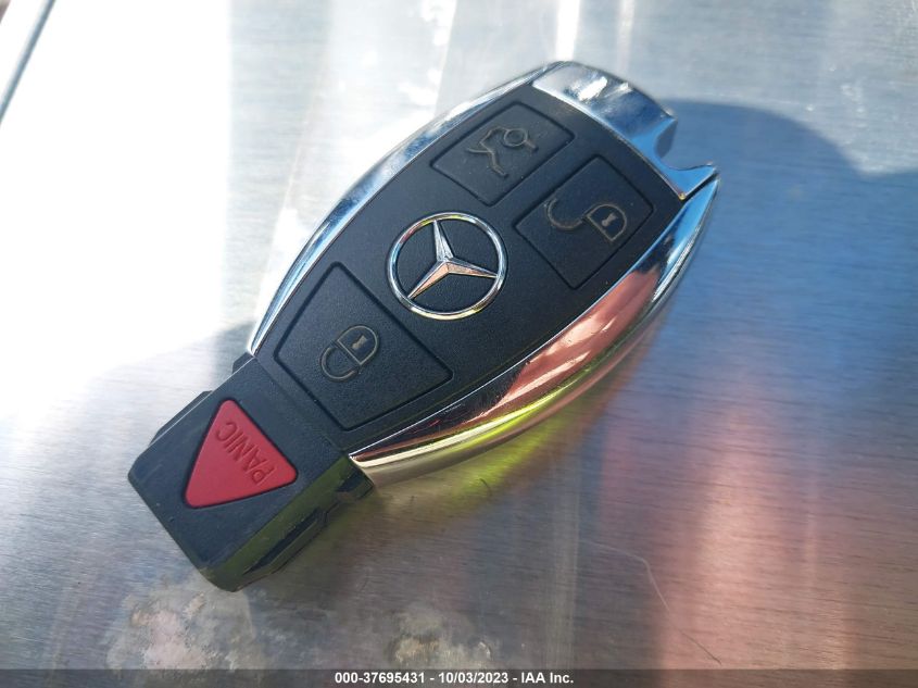 2015 MERCEDES-BENZ C 350 SPORT WDDGJ5HB8FG435837