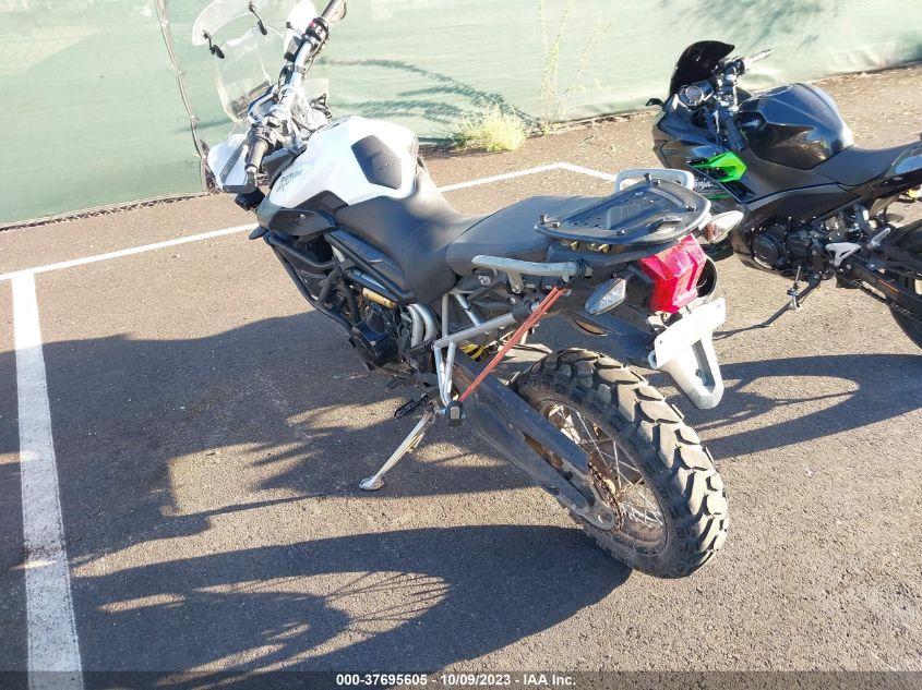 2011 TRIUMPH MOTORCYCLE TIGER 800XC ABS SMTE06BF4BJ494873