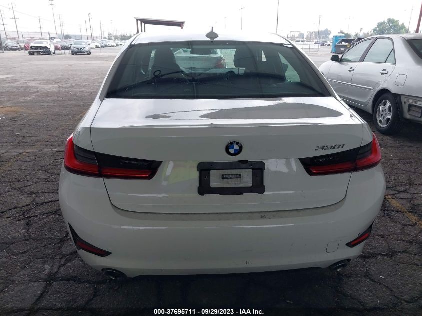 3MW5R1J07M8B72972 BMW 330i   17