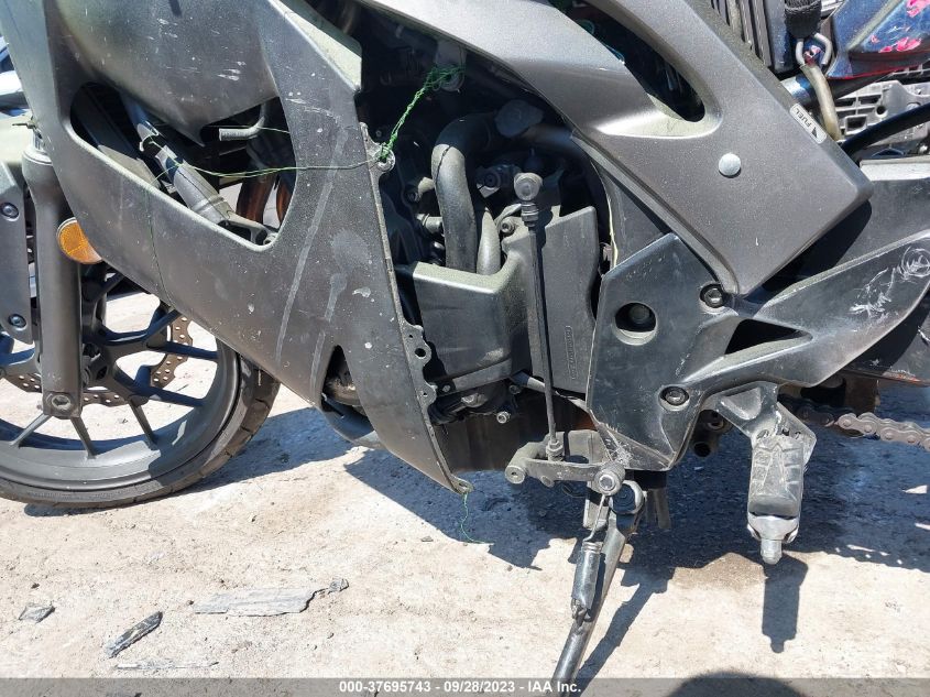 2015 HONDA CB500 F MLHPC4568F5200272