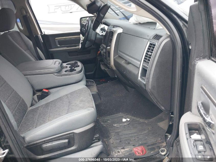 2019 RAM 1500 CLASSIC SLT - 1C6RR7TT3KS623395