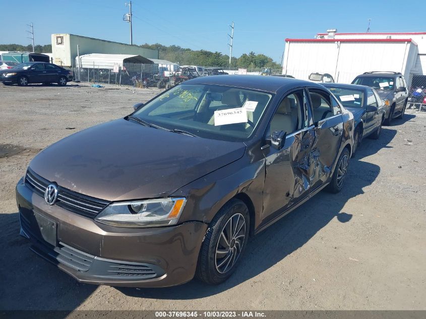 2013 VOLKSWAGEN JETTA SEDAN SE - 3VWDP7AJ7DM214125