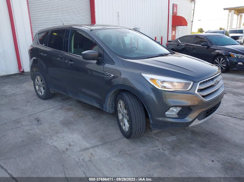 2017 FORD ESCAPE SE - 1FMCU9G96HUE51525