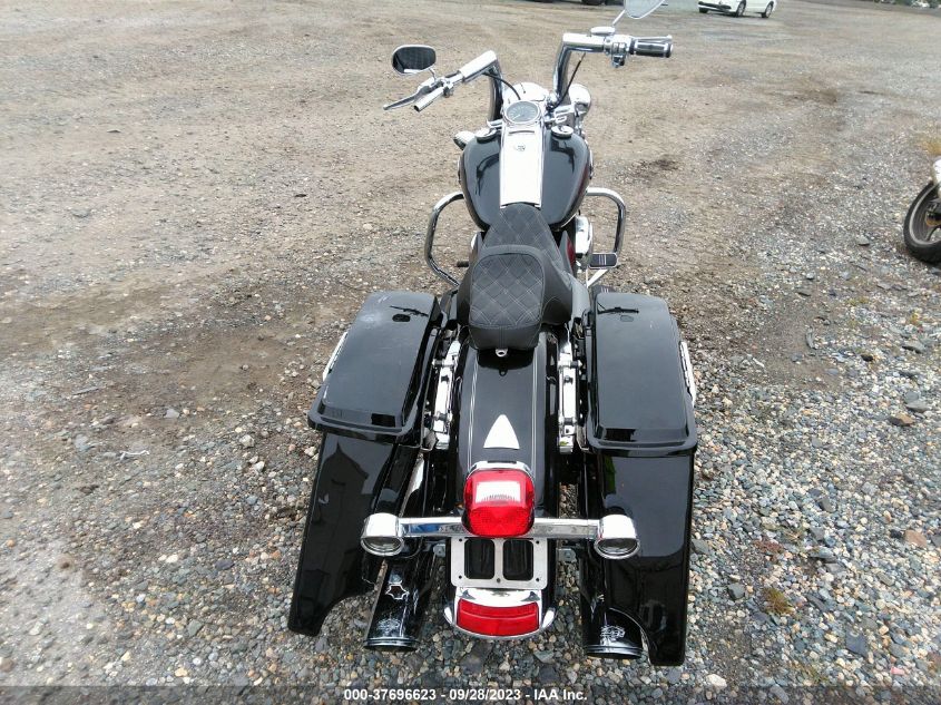 2010 HARLEY-DAVIDSON FLHRC 1HD1FR413AB634966