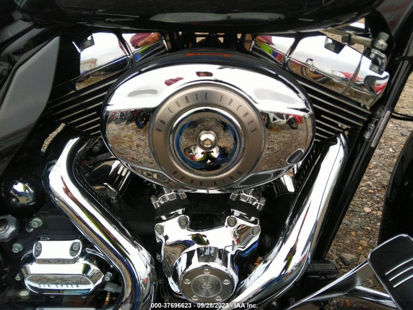 2010 HARLEY-DAVIDSON FLHRC 1HD1FR413AB634966