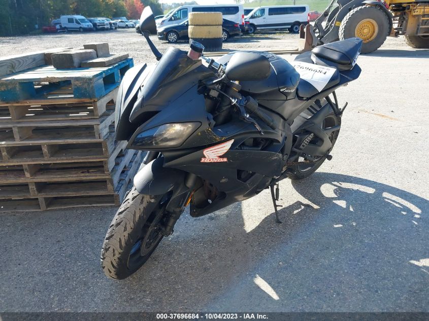 2016 YAMAHA YZFR6 JYARJ16EXGA036422