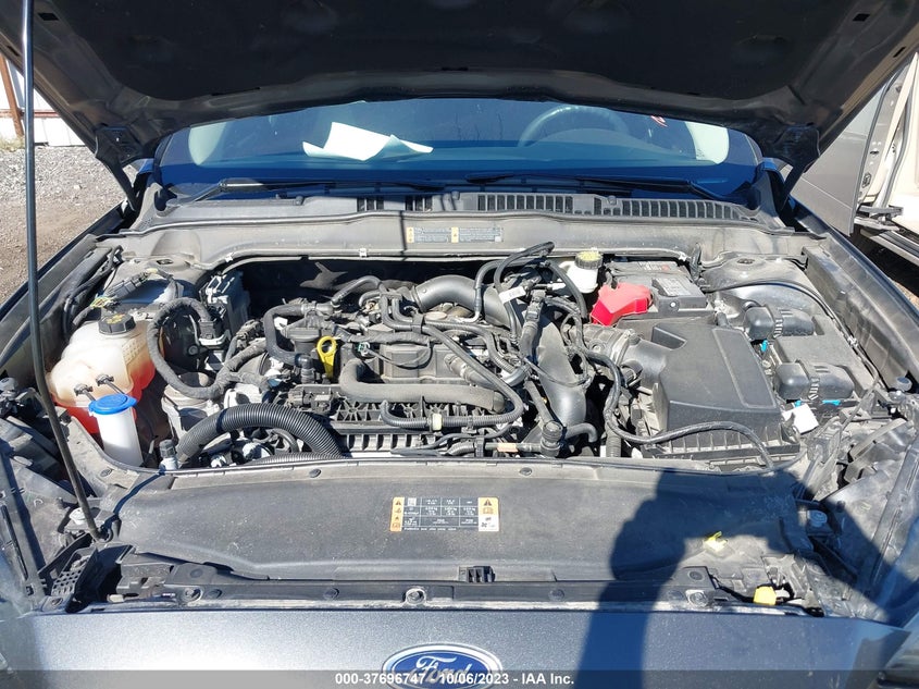 VIN 3FA6P0HD3JR260929 2018 FORD FUSION SE