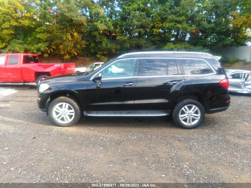 2015 MERCEDES-BENZ GL-CLASS GL 450 4JGDF6EE1FA481821