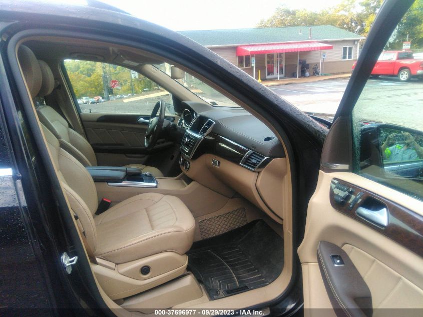 2015 MERCEDES-BENZ GL-CLASS GL 450 4JGDF6EE1FA481821