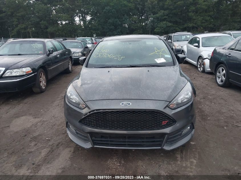 2016 FORD FOCUS ST 1FADP3L92GL226175