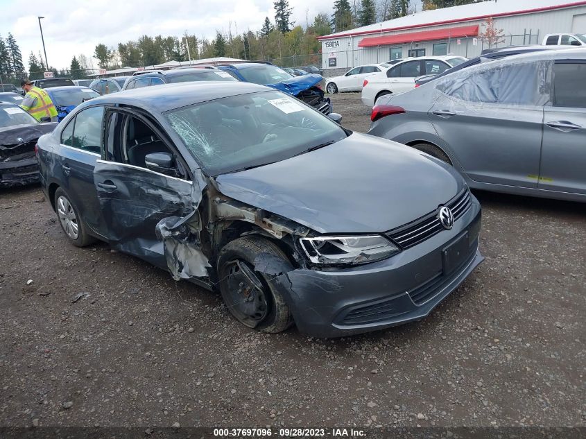 2013 VOLKSWAGEN JETTA SEDAN SE - 3VWDP7AJ1DM435705