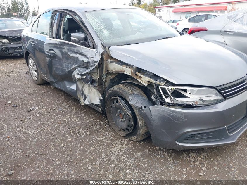 2013 VOLKSWAGEN JETTA SEDAN SE - 3VWDP7AJ1DM435705