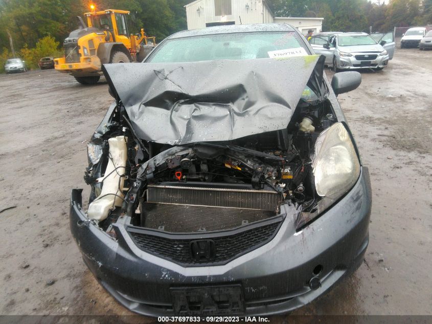 2013 HONDA FIT - JHMGE8H3XDC047651