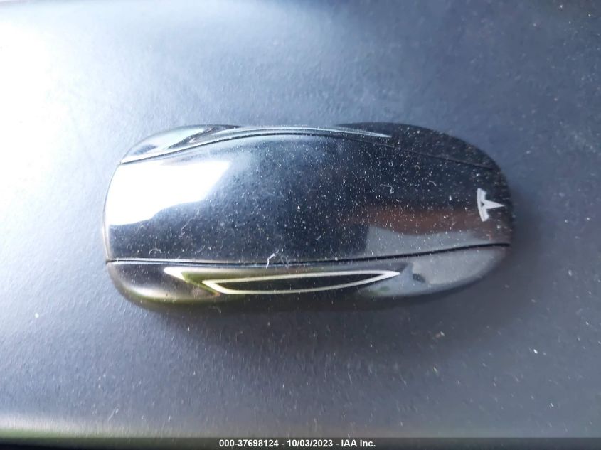 2016 TESLA MODEL S 75D - 5YJSA1E26GF140295