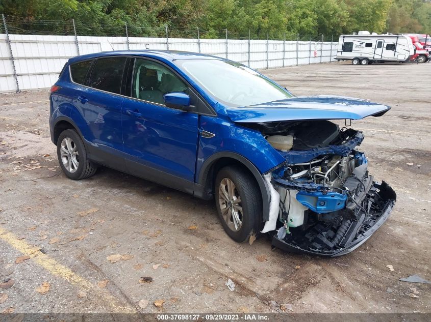 2017 FORD ESCAPE SE - 1FMCU9G98HUB08506