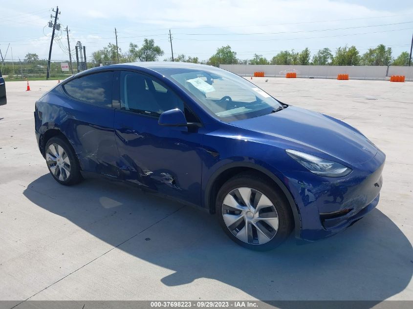 7SAYGDEE5PA053895 Tesla Model Y LONG RANGE