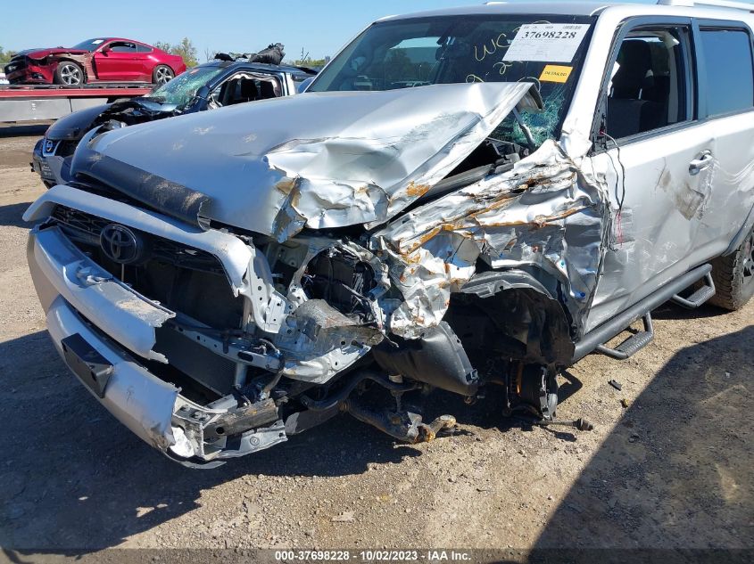 2018 TOYOTA 4RUNNER SR5/LIMITED/SR5 PREMIUM - JTEZU5JR6J5180803