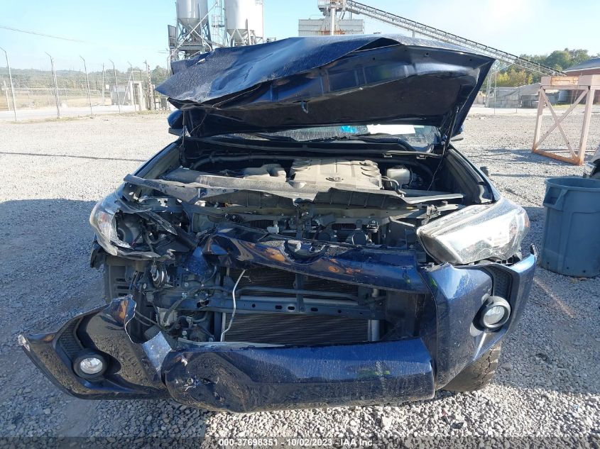 2019 TOYOTA 4RUNNER SR5/LIMITED/LIMITED NIGHT - JTEBU5JR6K5623714
