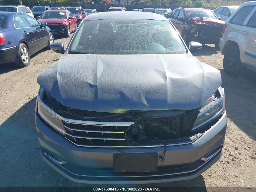 2017 VOLKSWAGEN PASSAT SE - 1VWBT7A33HC075557