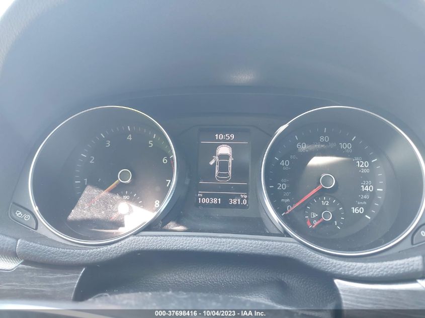 2017 VOLKSWAGEN PASSAT SE - 1VWBT7A33HC075557